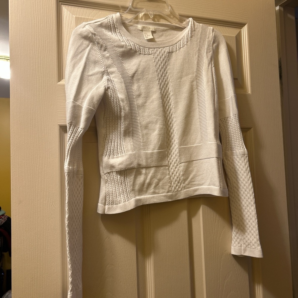 H&M Textured White Long Sleeve Top